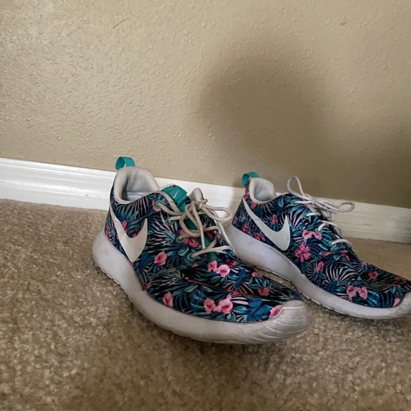 Nike Roshe One Tropical - Picture 3 of 3